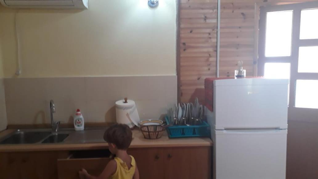 Kolonia E Artistave Appartement Velipojë Buitenkant foto