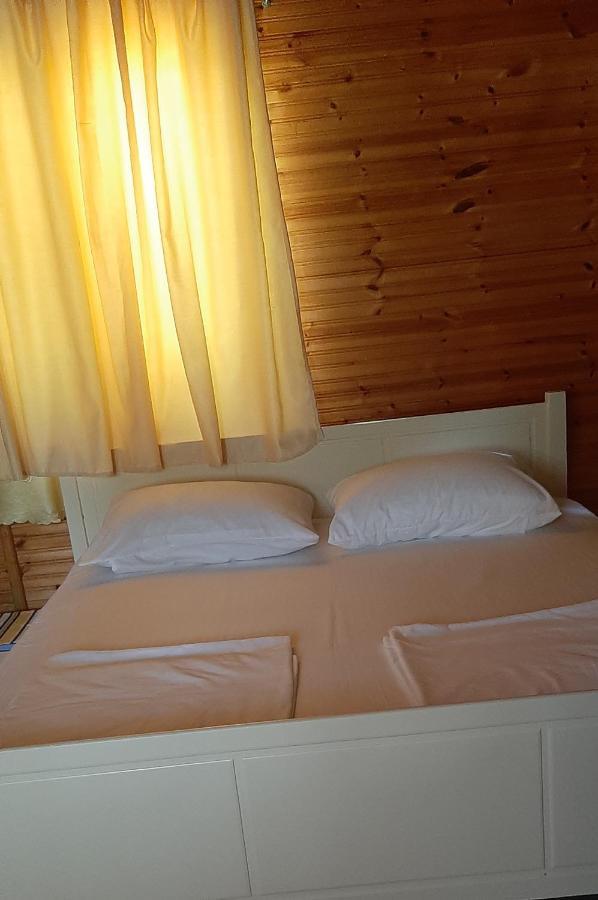 Kolonia E Artistave Appartement Velipojë Buitenkant foto